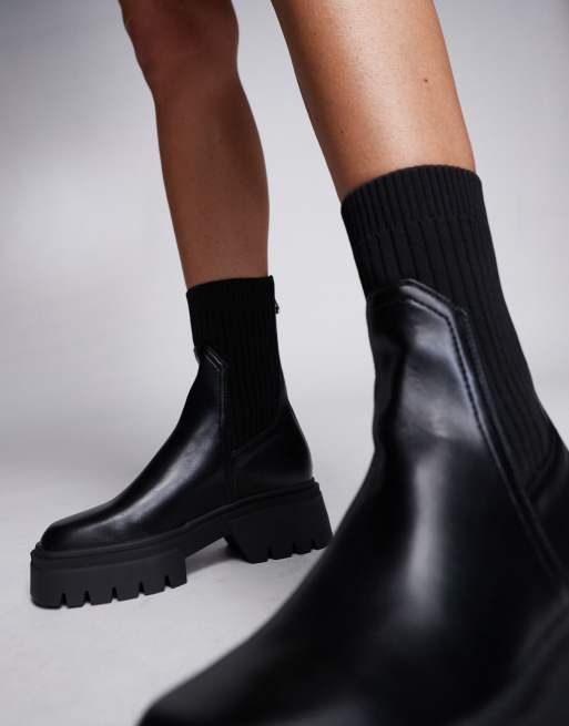 Simmi London Malakai sock ankle boots in black, 2 of 4