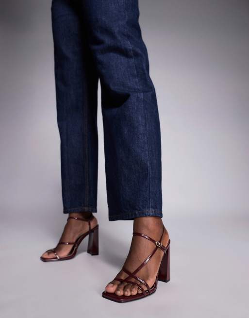 Simmi London – Malinda – Riemchensandalen in Burgunderrot mit Blockabsatz, 2 von 4