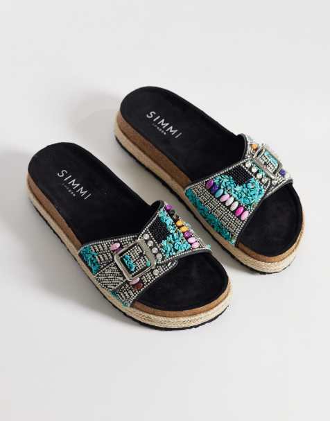 Simmi London - Mandy - Sorte sandaler med enkelt spænde og perler - view 1
