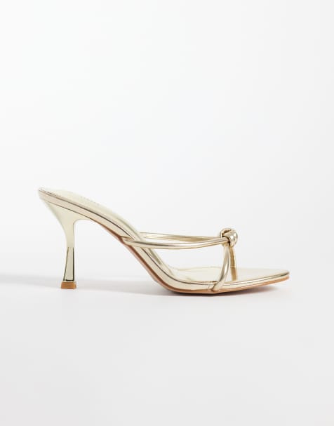 Simmi London Maribel Wide Fit Sandalen mit Absatz und Knoten in Gold-Metallic - view 1