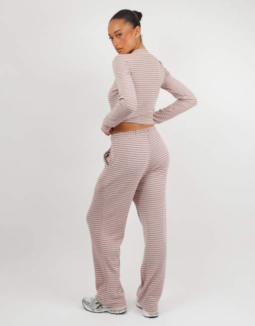 Simmi London Monique soft stripe fine ribbed long sleeve top in pink, 4 of 4