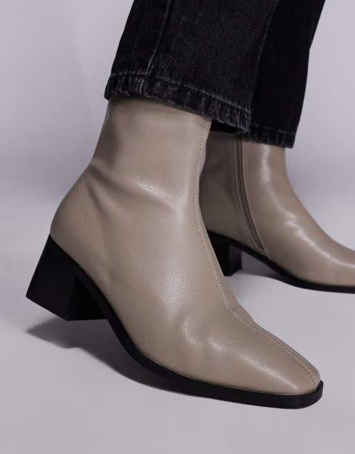 Simmi London Nimer block heeled mid ankle boots in stone, 3 of 4