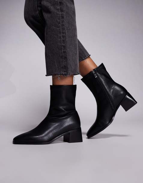 Simmi London – Nimer – Svarta ankelboots med halvhöga blockklackar - view 1