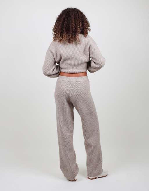 Simmi London Petite ribbed knitted trousers in beige, 4 of 4