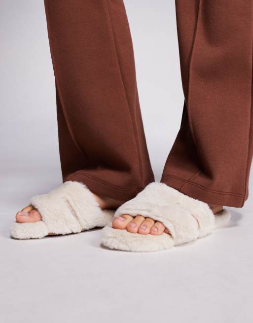 Simmi London polar fluffy slippers in cream, 2 of 4