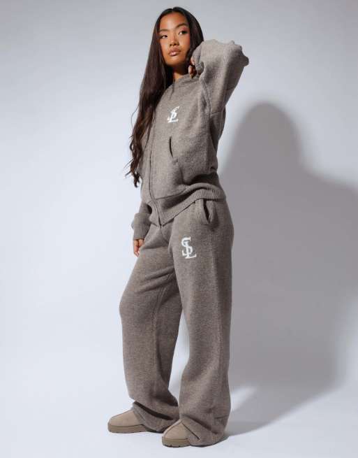 Simmi London Romy chunky knit hoodie in mocha, 2 of 4