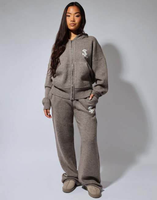 Simmi London Romy chunky knit hoodie in mocha, 3 of 4