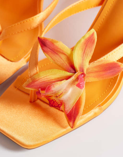 Simmi London - Ruby - Teensandalen met kittenhak en bloem in oranje, 4 van 4