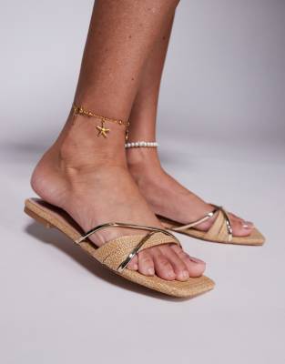 SIMMI London - Saffy - Flache Sandalen in Beige mit quadratischer Zehenpartie, breite Passform-Neutral