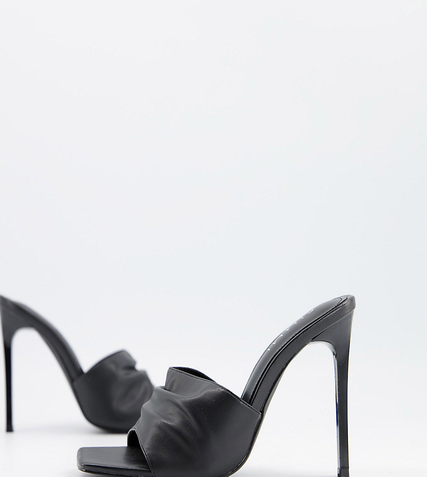Simmi London – Samia – Svarta, rynkade platta skor med öppen häl och bred passform