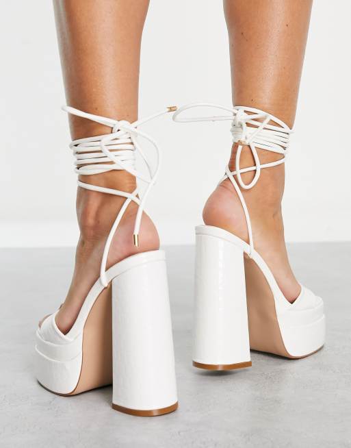 Simmi London - Sandalen met hak en plateauzool in wit, 4 van 4