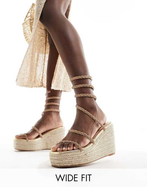 Simmi London - Simona - Espadrilles met brede pasvorm en versiering in goud