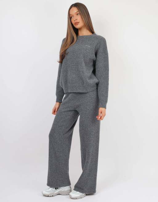 Simmi London Soft touch oversized crew neck in grey, 3 of 4