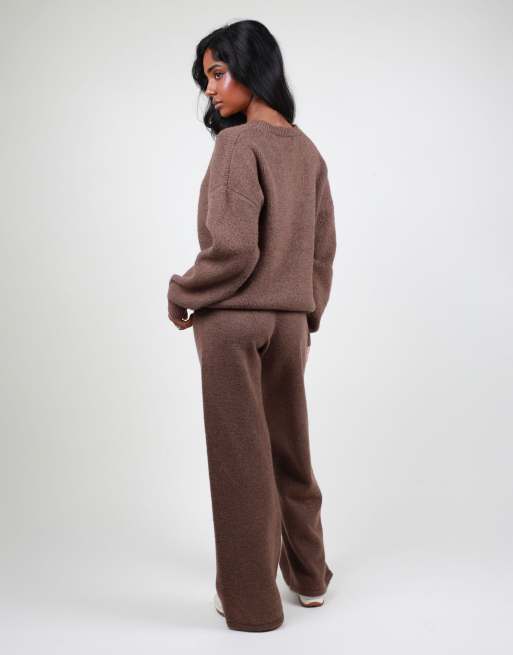Simmi London Soft touch wide leg trouser in brown, 3 of 4