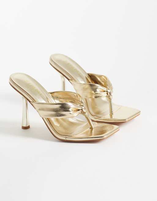 Simmi London Solea toe post heeled sandals in gold metallic, 2 of 4
