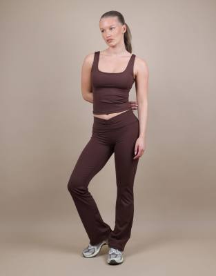 Brown 4