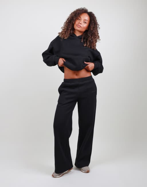 Simmi London Straight leg joggers in black, 2 of 4