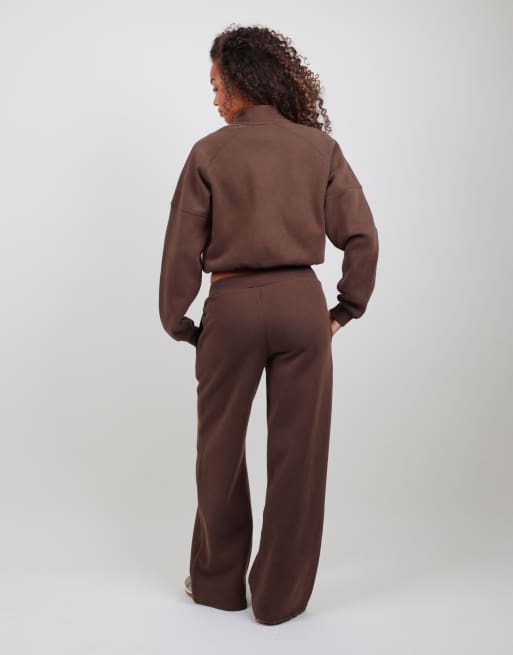 Simmi London Straight leg joggers in brown, 4 of 4