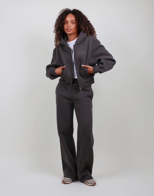 Simmi London Straight leg joggers in grey, 4 of 5