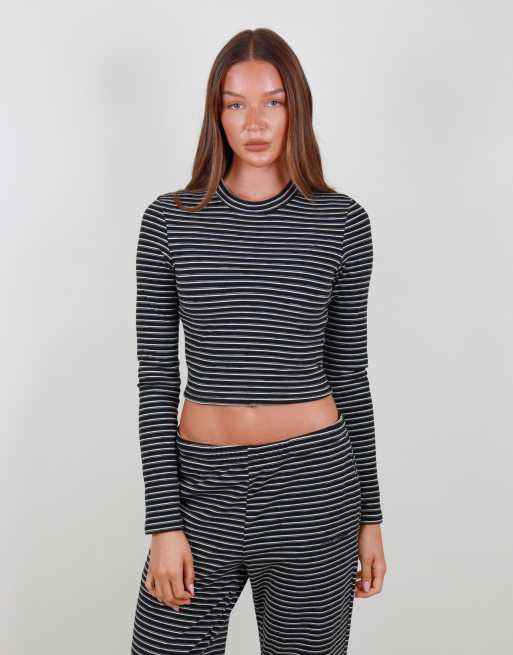 Simmi London Super soft stripe long sleeve t-shirt in black, 2 of 3