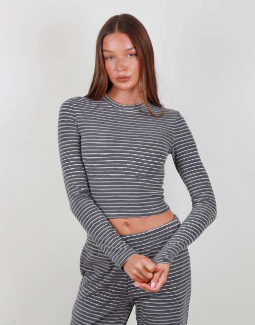 Simmi London Super soft stripe long sleeve t-shirt in grey, 2 of 4