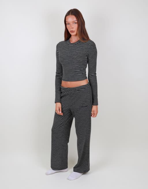 Simmi London Super soft stripe trouser in black, 2 of 4