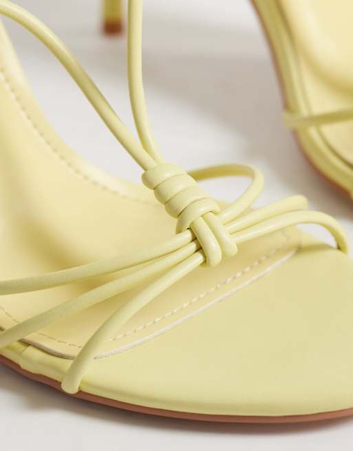 SIMMI London – Vera – Gula klacksandaler med smala remmar, 4 av 4
