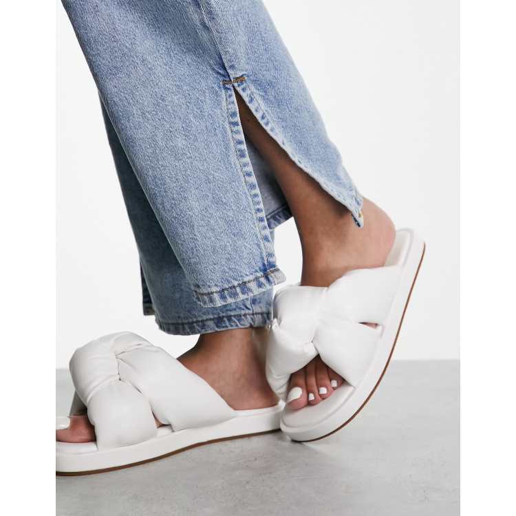 White store bow sliders