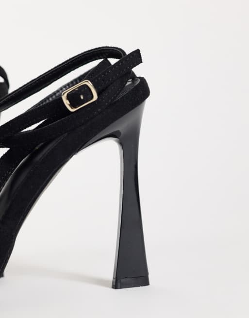 Simmi London Vietta pumps med bindebånd om benet i sort suedette, 3 af 4
