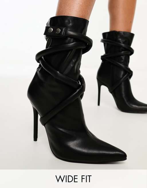 Wide fit hotsell pointed boots