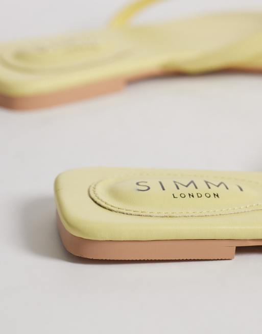 Simmi London Wide Fit Danny flip flops in yellow, 4 of 4