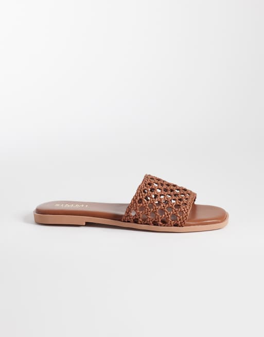 Simmi London Wide Fit Luna woven flat sandals in tan, 4 of 4