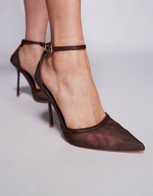 SIMMI London Wide Fit - Mandisa - Netzstoff-Pumps in Schokobraun mit Absatz, breite Passform