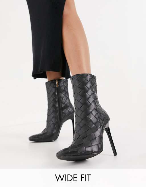 simmi london aella
