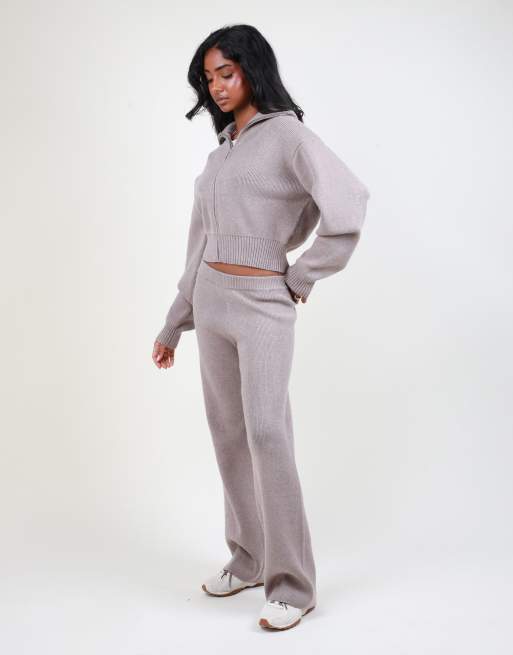 Simmi London Wide leg knitted trouser in mocha, 2 of 4