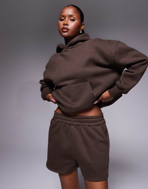 Simmi London Winslow essentials shorts in chestnut