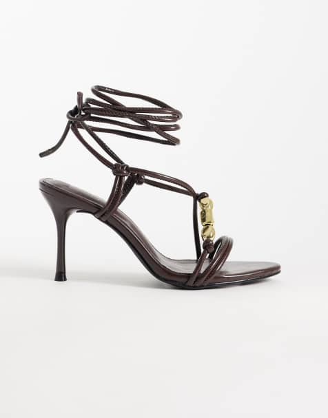 SIMMI London - Zaria - Sandalen met hak, strikbanden en gouden detail in bruin - view 1