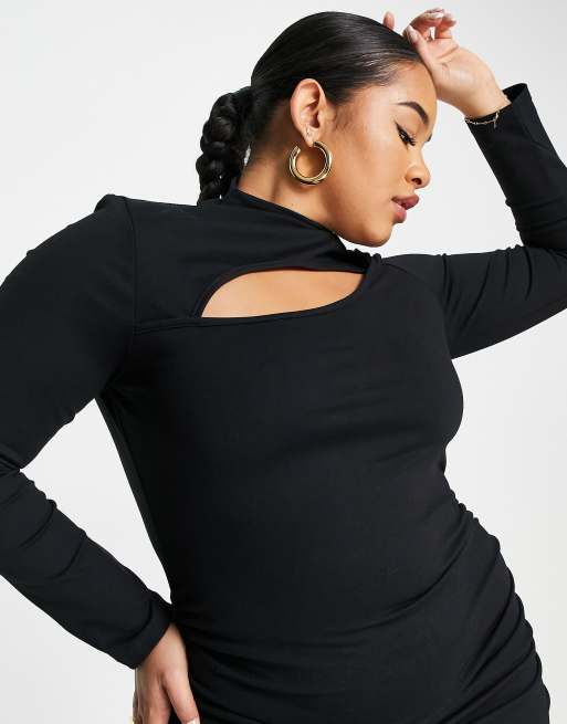 Simmi Plus - Rynket bodycon-minikjole med udskæring ved halsen i sort, 4 af 4