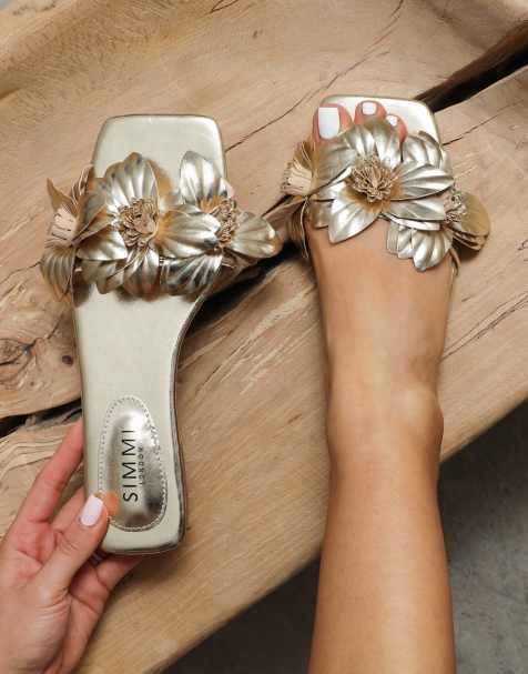 SIMMI Shoes Gilly flower detail flat sandals in gold metallic - view 1