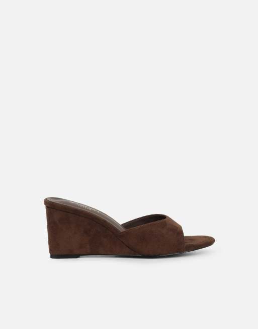 SIMMI Shoes Iris wedge mules in brown, 4 of 4