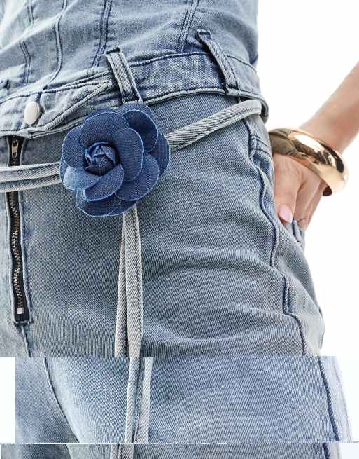 Simmi straight leg jean with corsage belt in light wash blue - part of a set