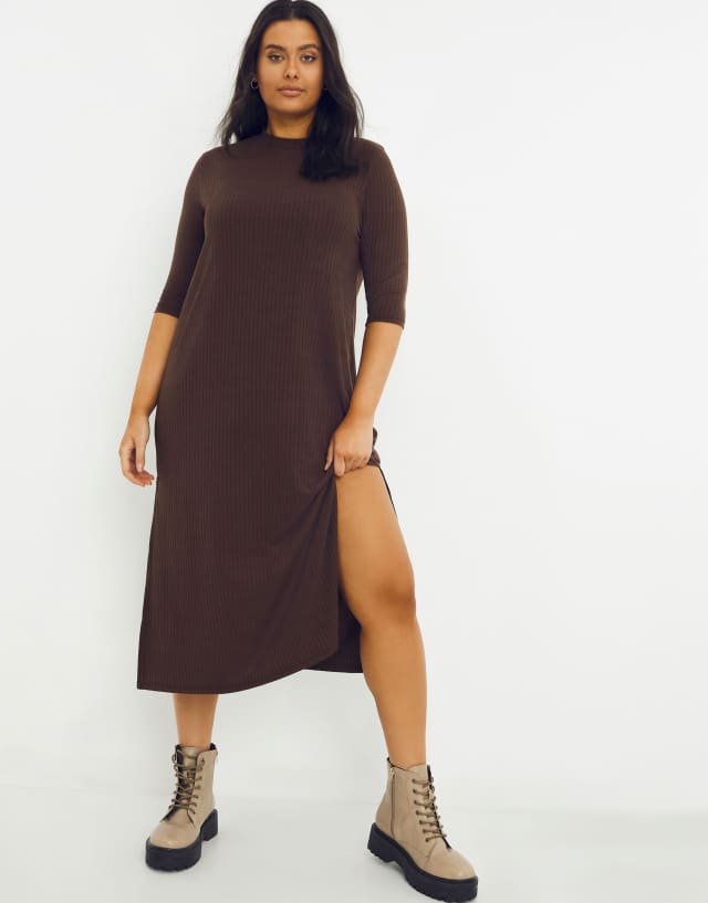 Simply Be 3/4 sleeve ribbed T-shirt midi dress with side slit detail in chocolate