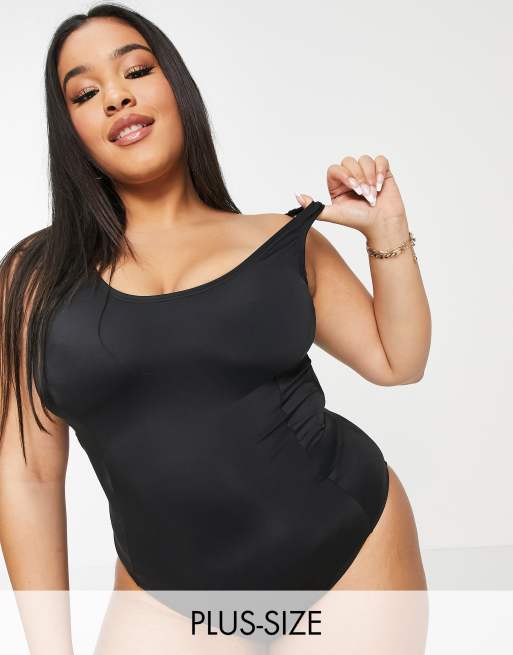 Simply Be – Badeanzug in Schwarz mit Raffung