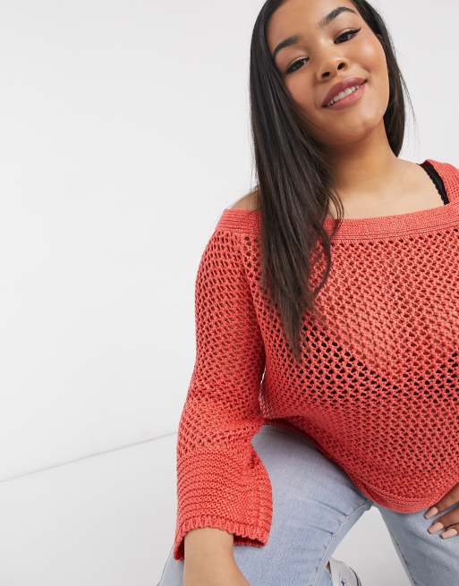 One side cold outlet shoulder sweater