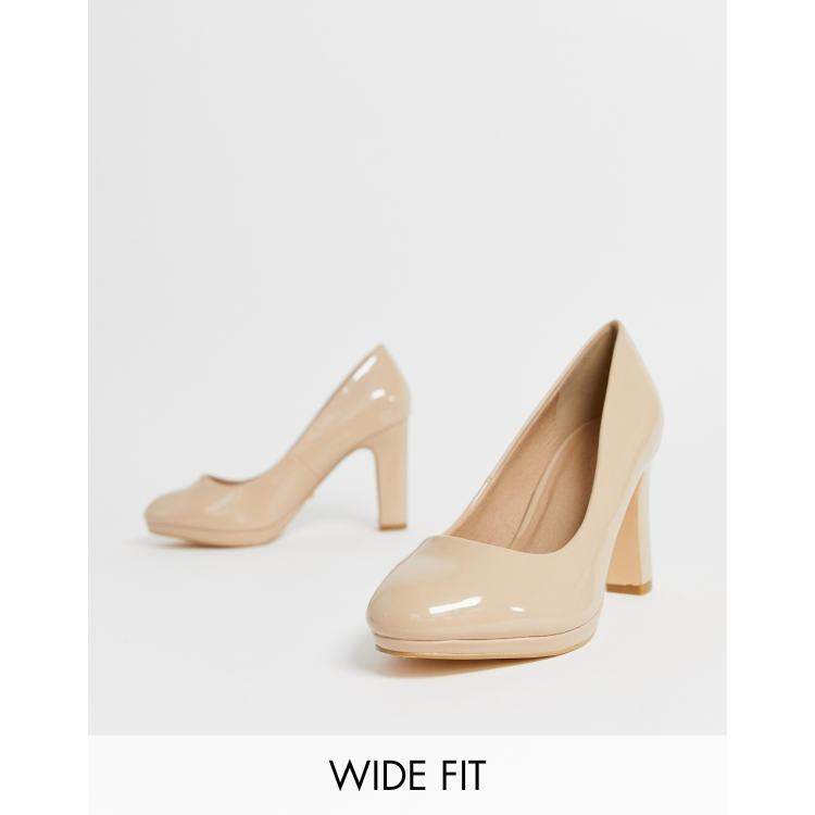 Extra wide best sale fit court shoes