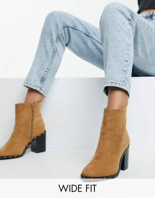 Wide fit hot sale tan ankle boots