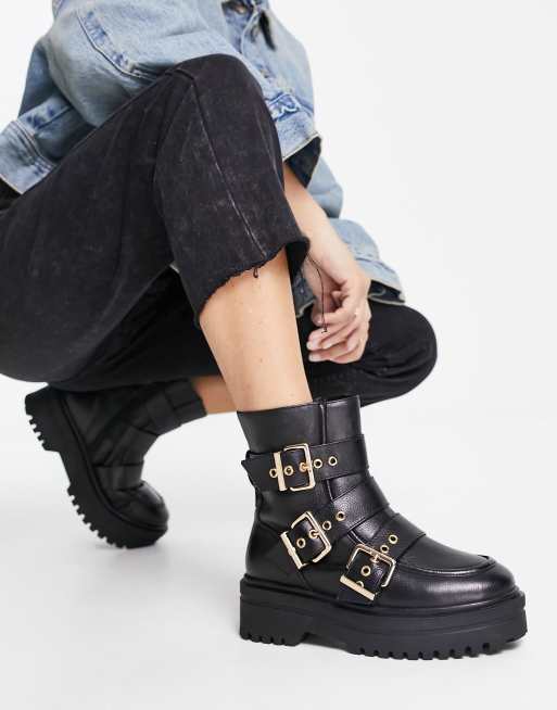 Crossover Strap Ankle Boots Ex Wide