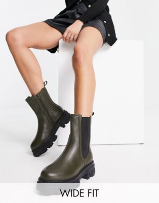 Simply Be Extra Wide Fit Leather Pull On Chelsea Flat Ankle Boots With Cleated Sole In Khaki-green