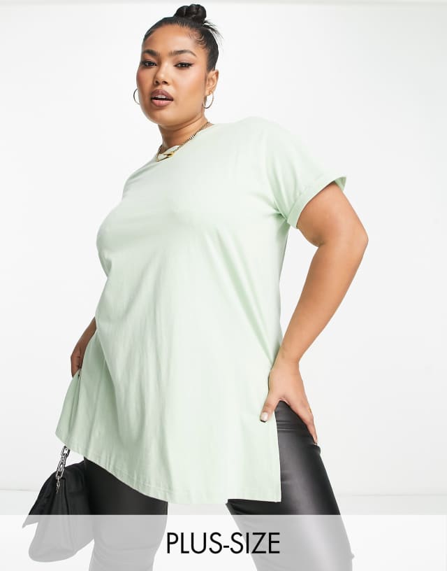 Simply Be long line split front t shirt in sage green