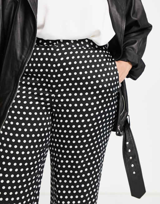 Simply Be - Pantaloni a fondo ampio in raso nero e bianco a pois, 3 di 4
